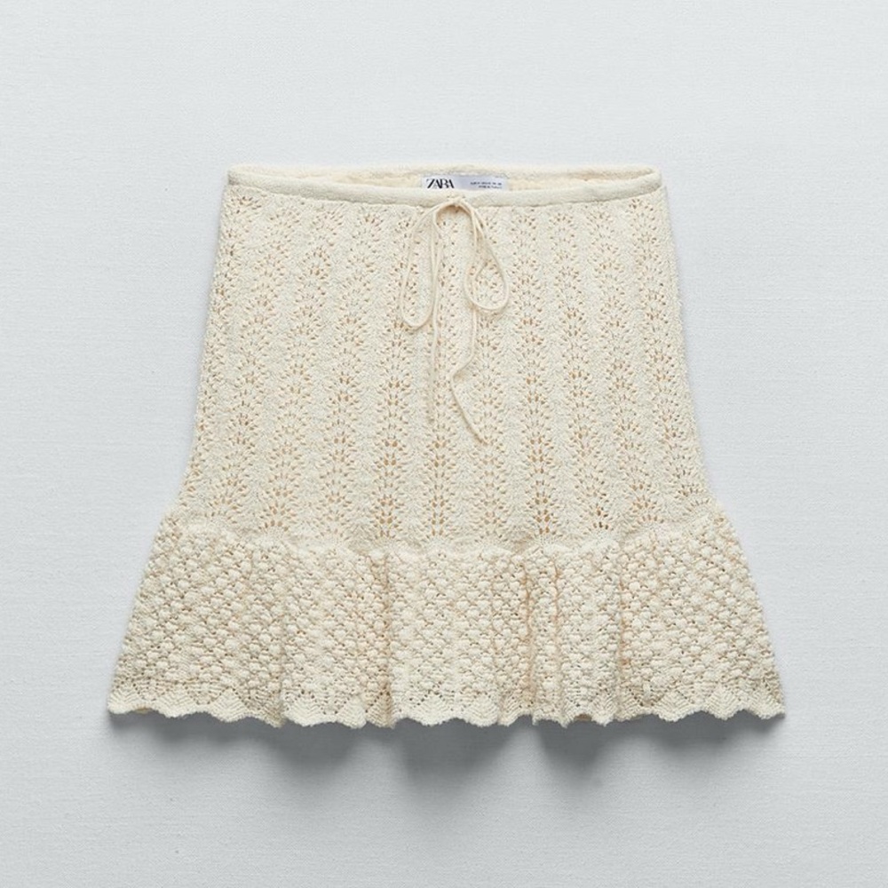 Zara Pointelle Mini Skirt 4331/079 in Ecru Small